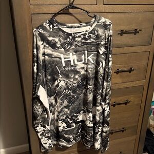 Men’s XXXL Huk Performance Shirt